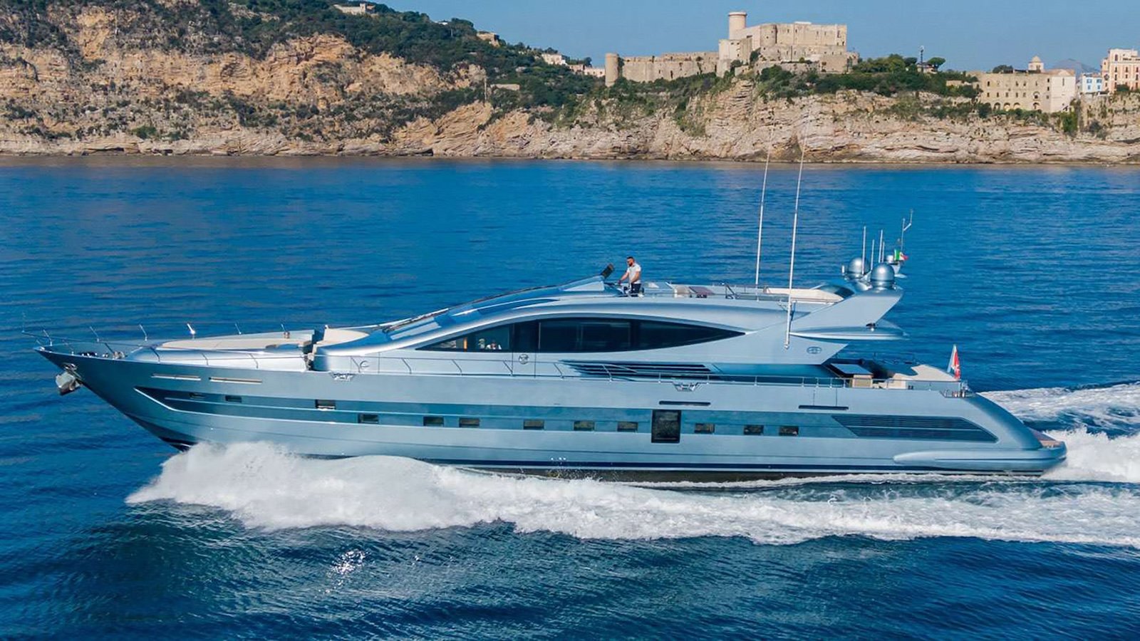 55 FIFTYFIVE yacht charter St Tropez luxury Cerri 102 motor yacht French Riviera