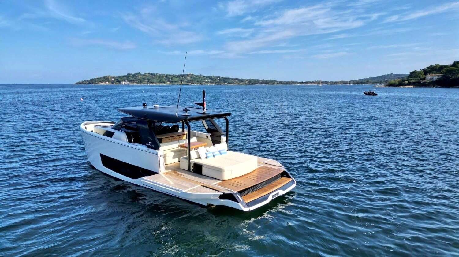 Cranchi A46 Luxury Rental St Tropez Yacht Charter