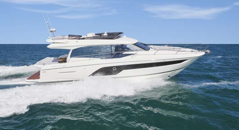 Prestige 590 Yacht Rental St Tropez Luxury Charter