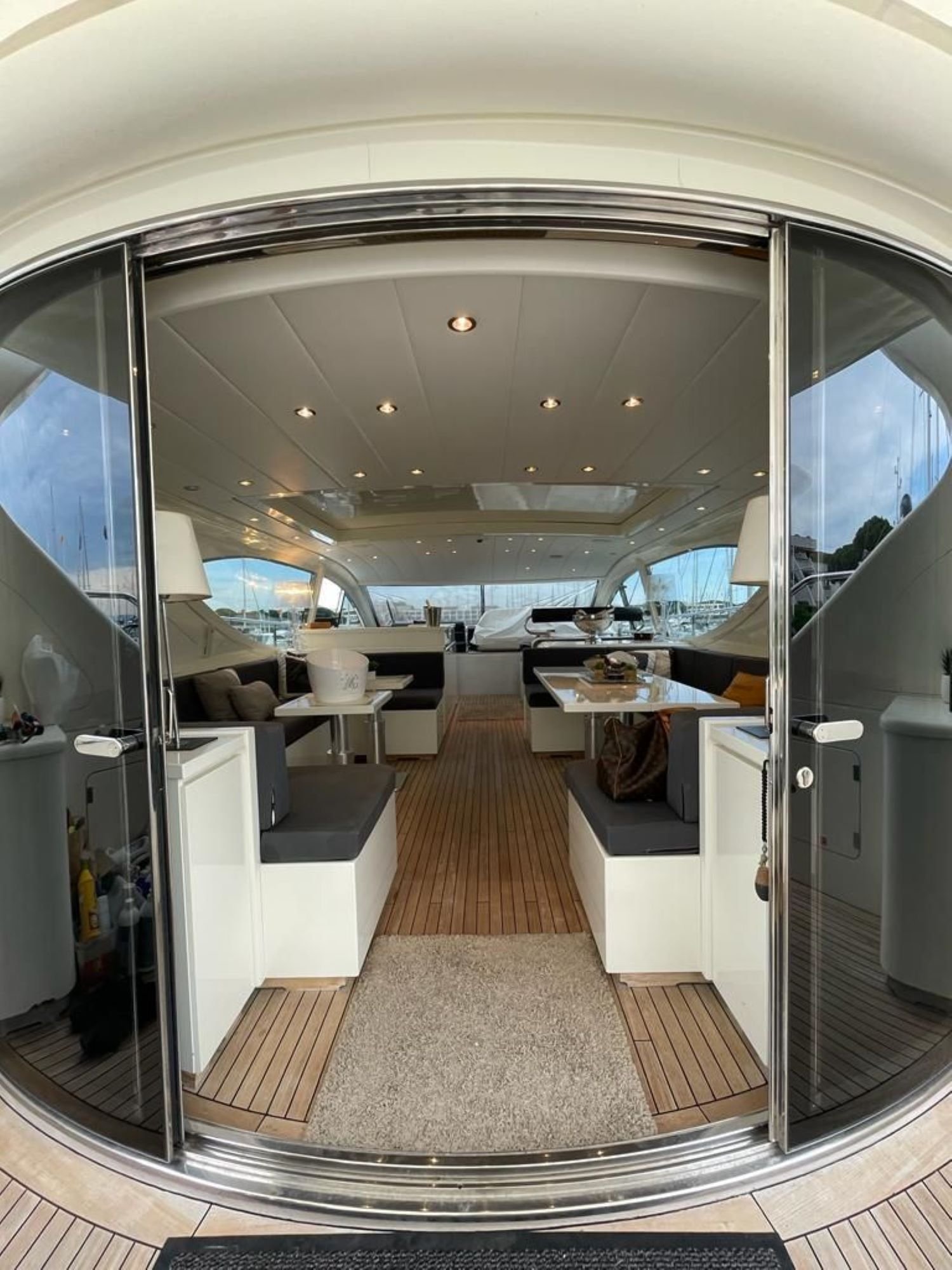 leopard 24 yacht rental st tropez luxury yacht french riviera experience