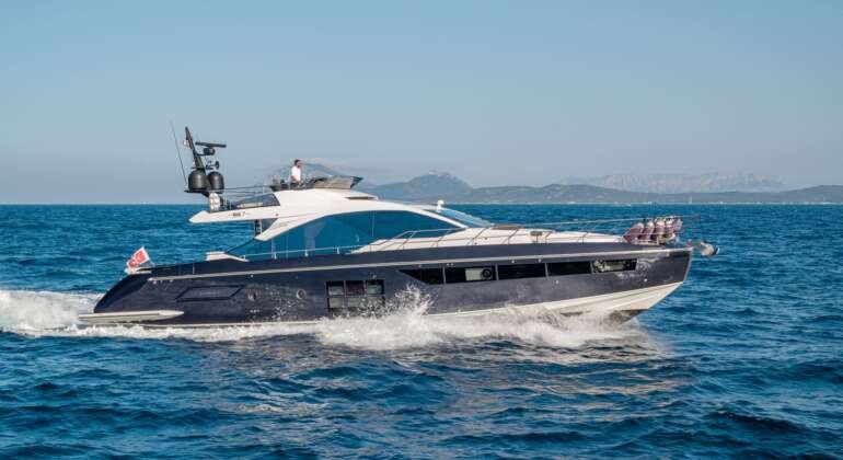 Azimut S7 Yacht Rental St Tropez Luxury Charter