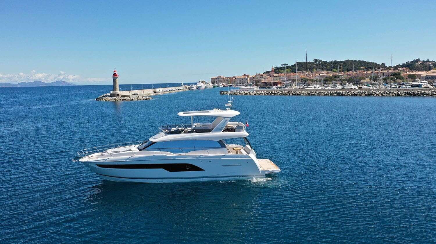 Prestige 630 Fly Rental St Tropez Luxury Yacht Charter