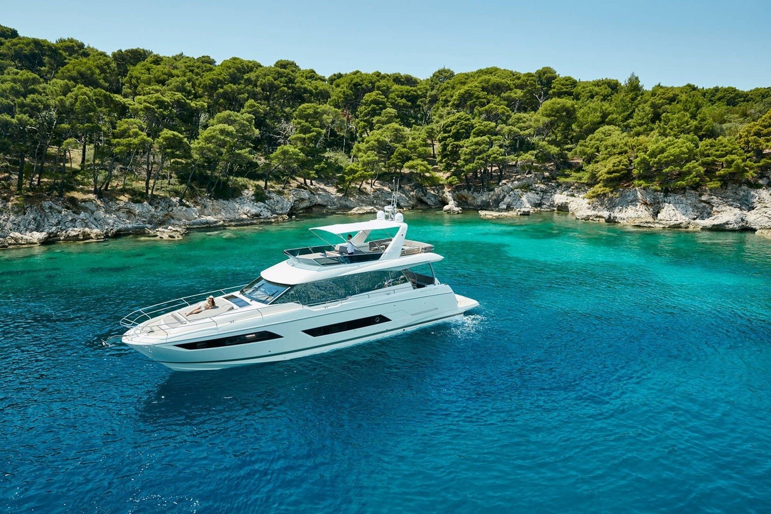 prestige 680 yacht rental st tropez luxury yacht french riviera experience
