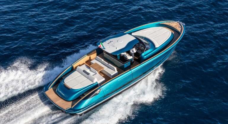 Solaris 48 Yacht Rental St Tropez Luxury Charter