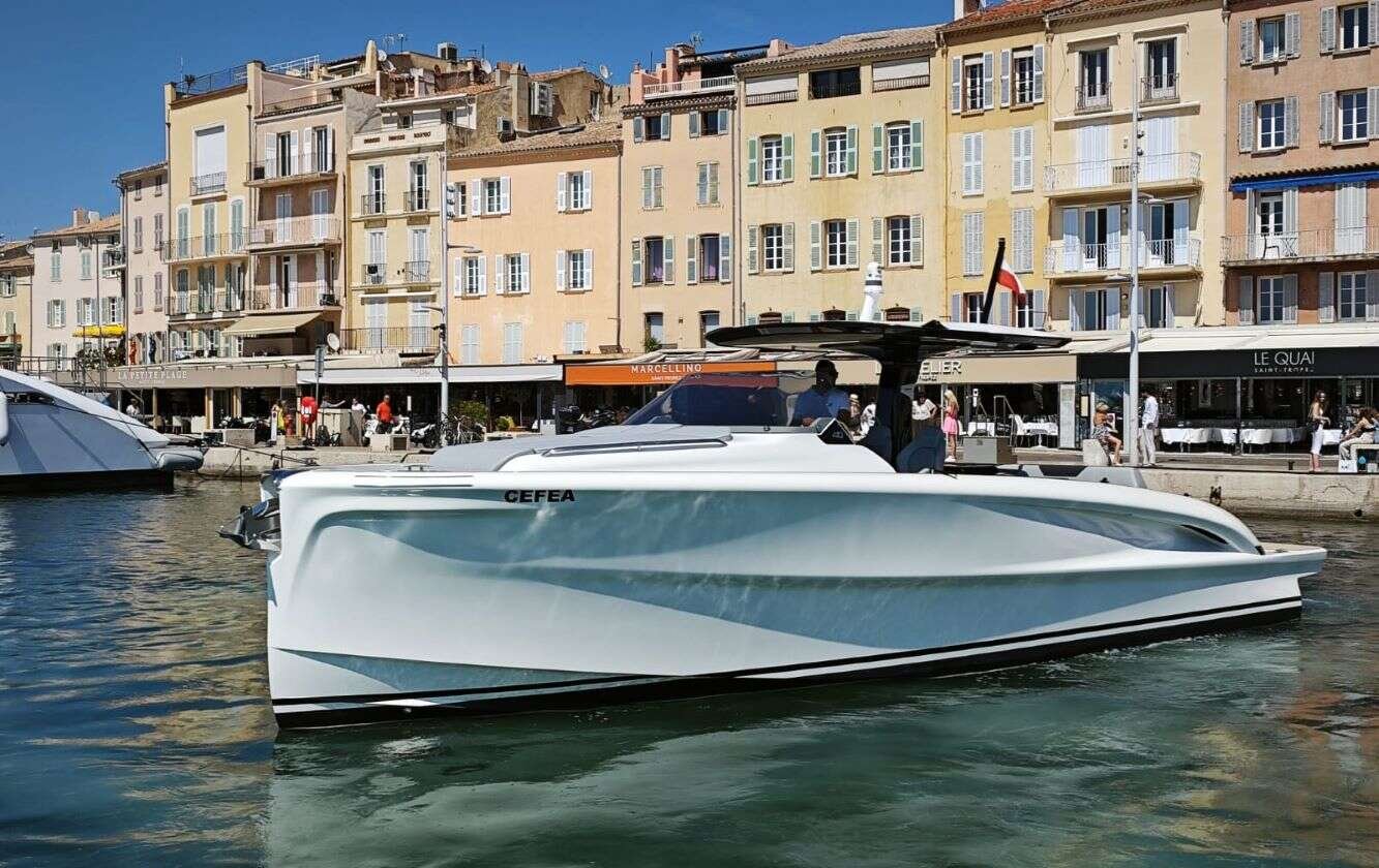 Solaris Power 40 Rental St Tropez Luxury Yacht Charter