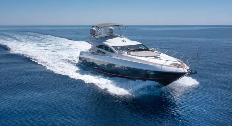 Sunseeker Predator 74 Rental St Tropez Luxury Yacht