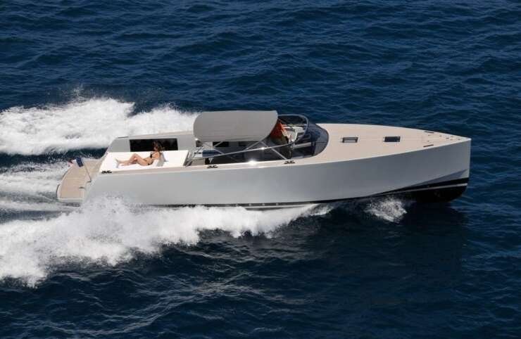 vandutch 40 rental st tropez luxury yacht french riviera experience