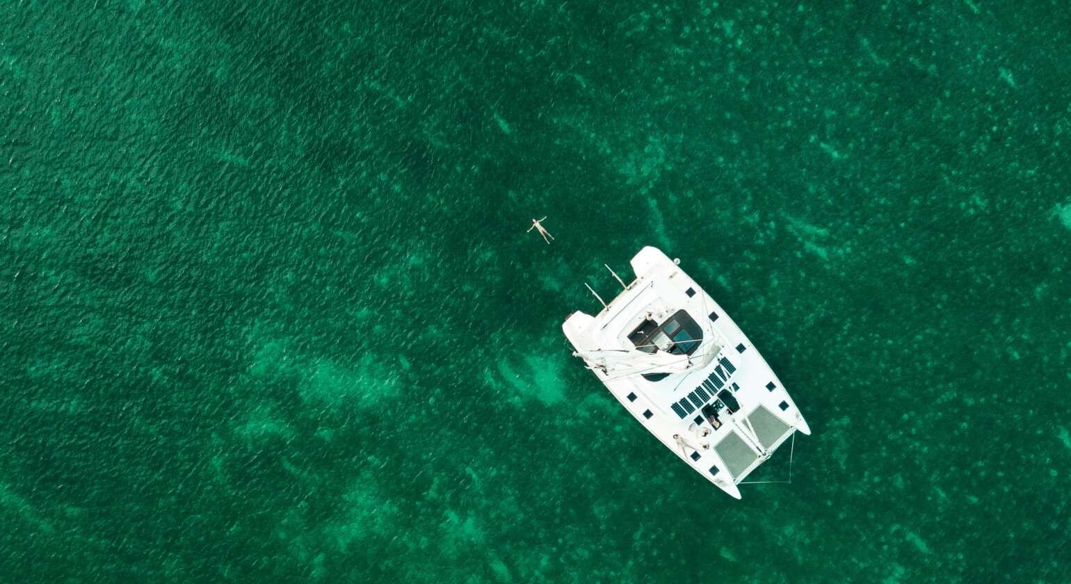 Difference Between a Yacht and a Boat in Saint-Tropez for Luxury Travelers